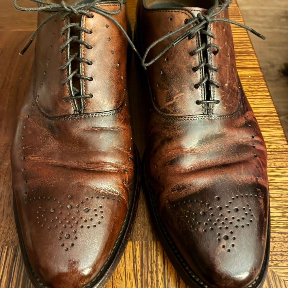 Allen Edmonds Weybridge Chili Brown Medallion Oxfords. Fine Leather Size 14